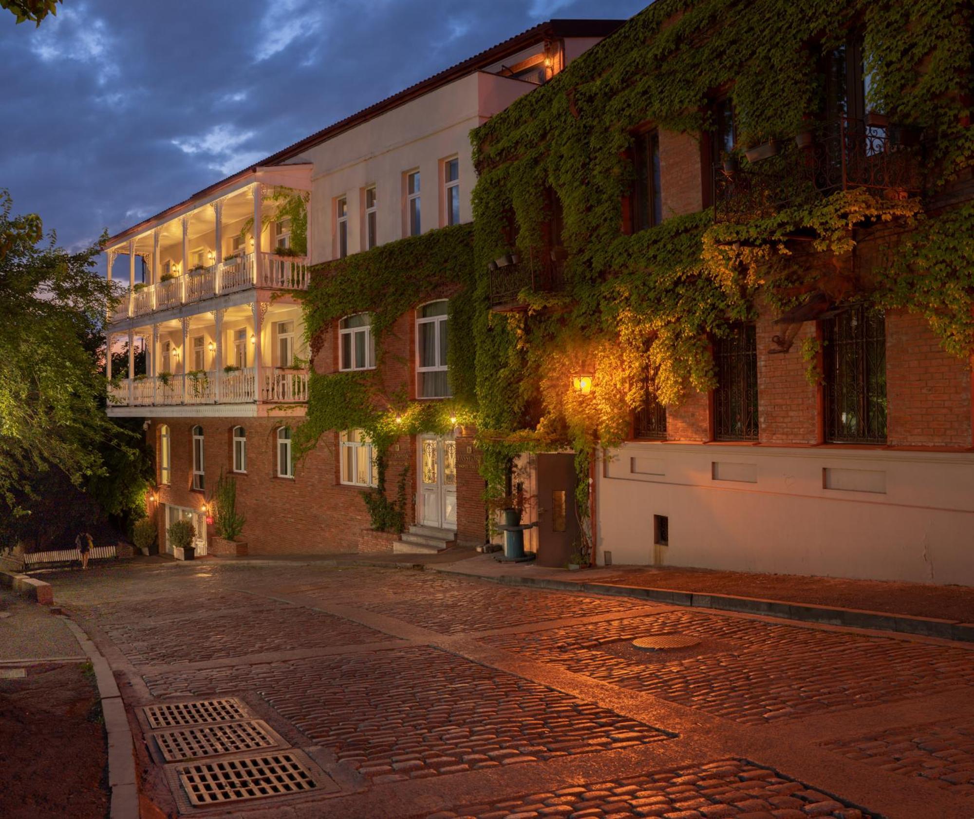 Hotel Passport Tbilisi Eksteriør billede